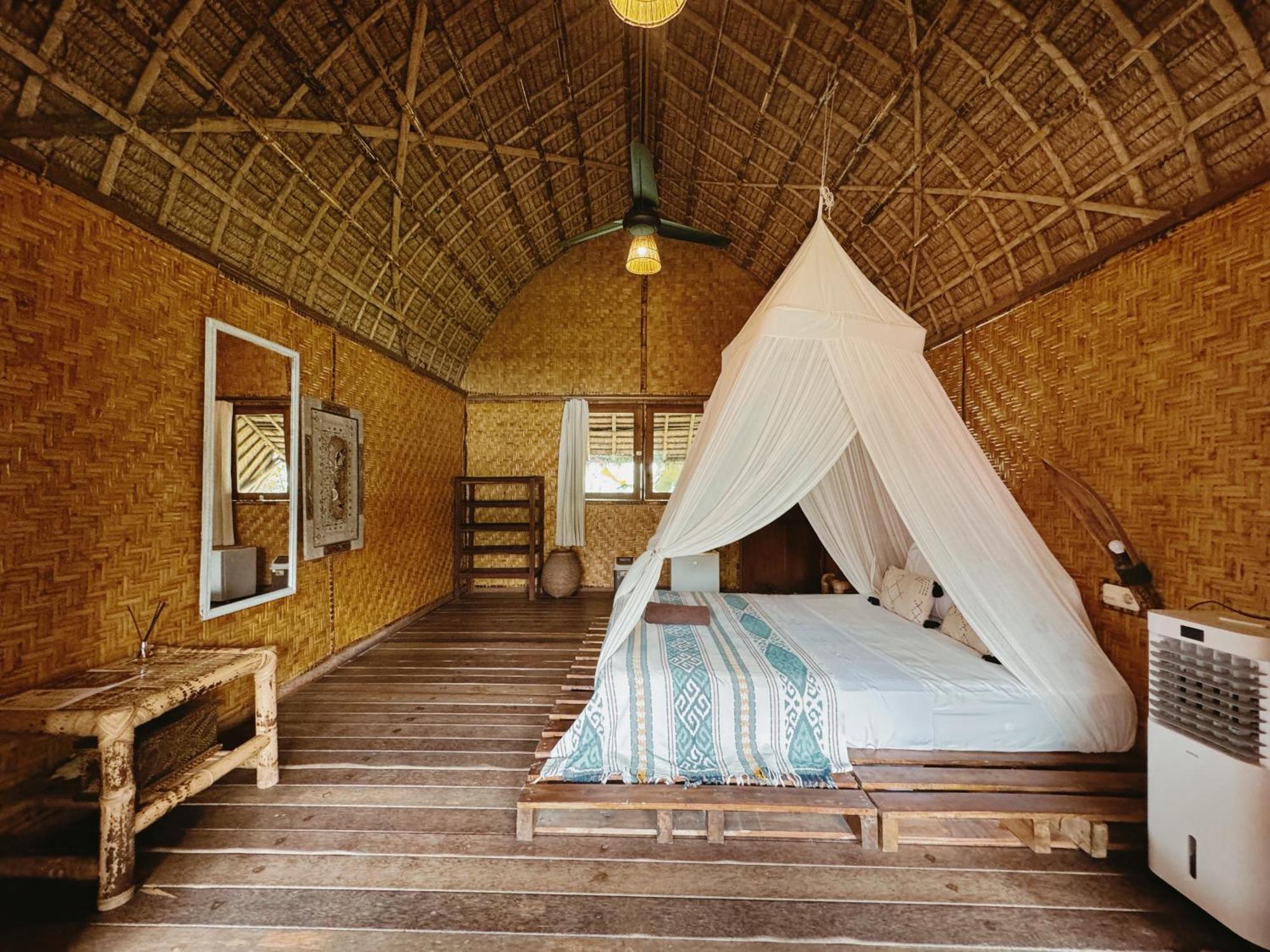 Sasak Experience Hotel Kuta  Luaran gambar